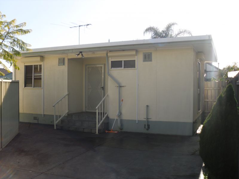 62A Roseberry Ave, Preston