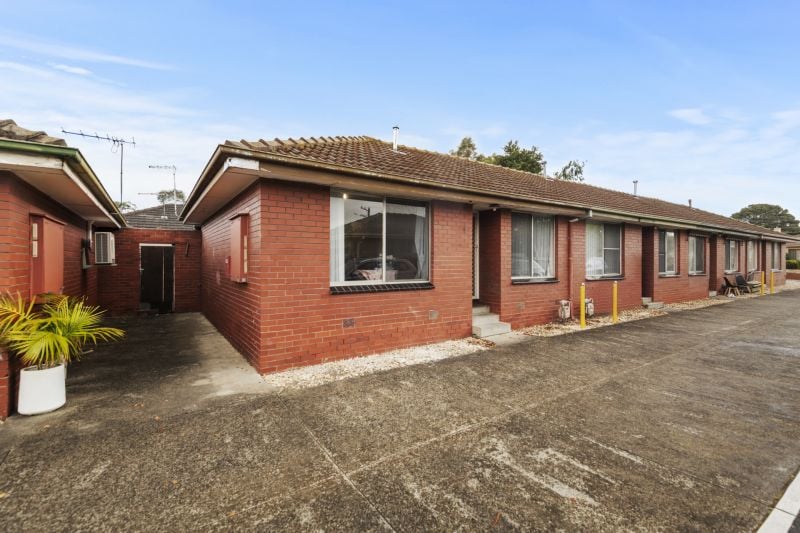 4/2 Clarke Street, Thomastown