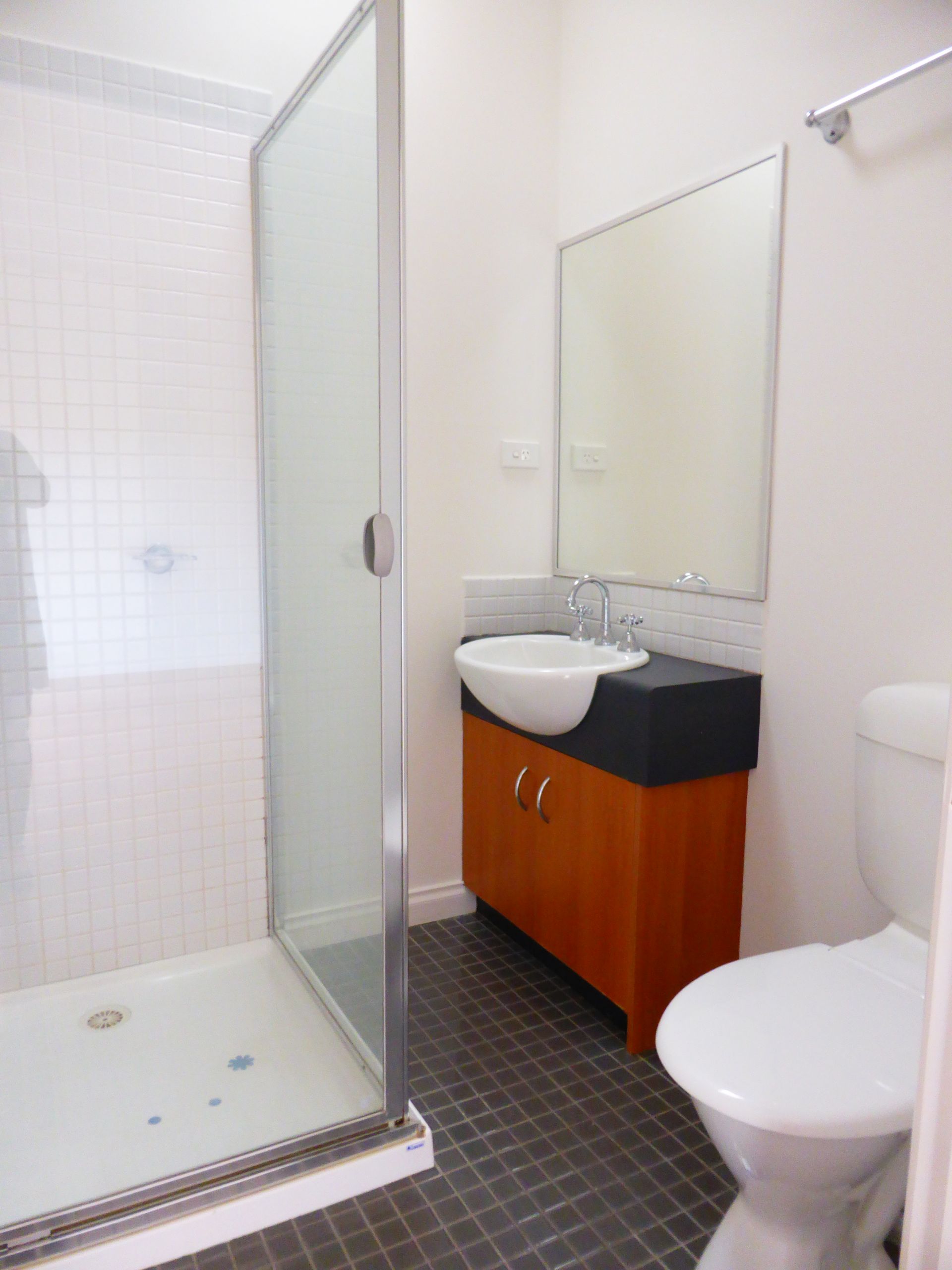 Modern & Secure Villa Unit!