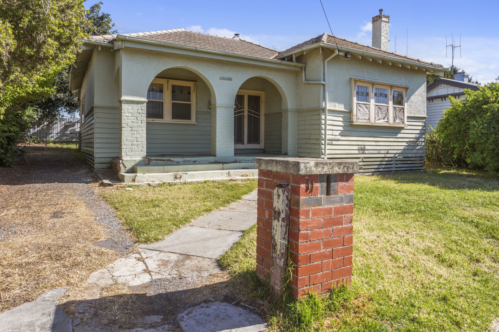 11 Pyke Street, Quarry Hill DCK Real Estate