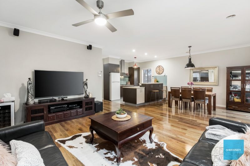 23 Studley Parkway, Caroline Springs - Thumbnail 8