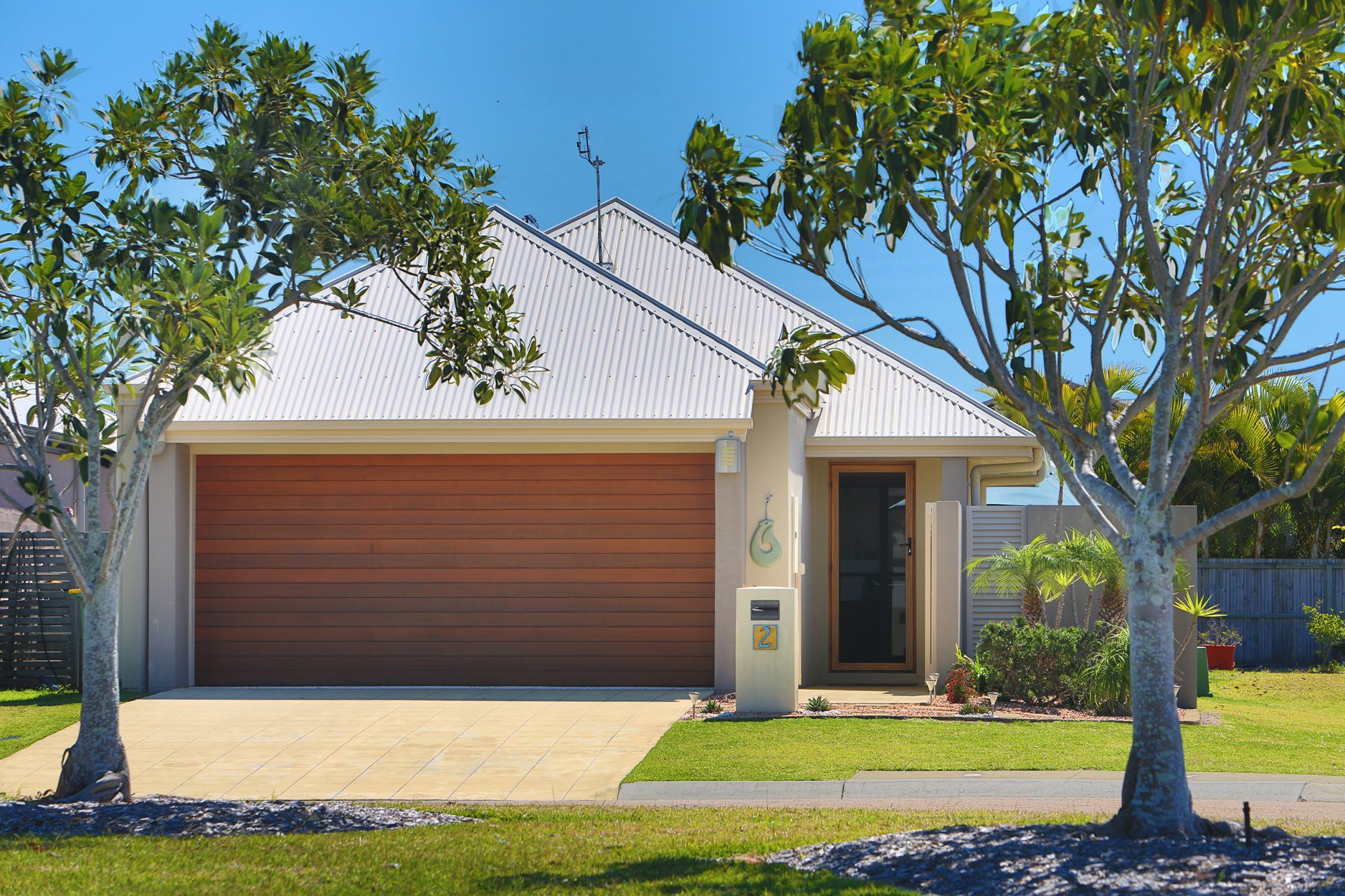 2 Mauritius Crescent Parrearra QLD, Parrearra - Thumbnail 2