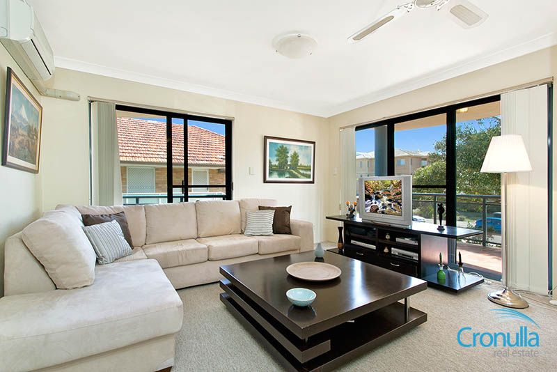 8/8-10 Croydon Street, Cronulla - Thumbnail 3
