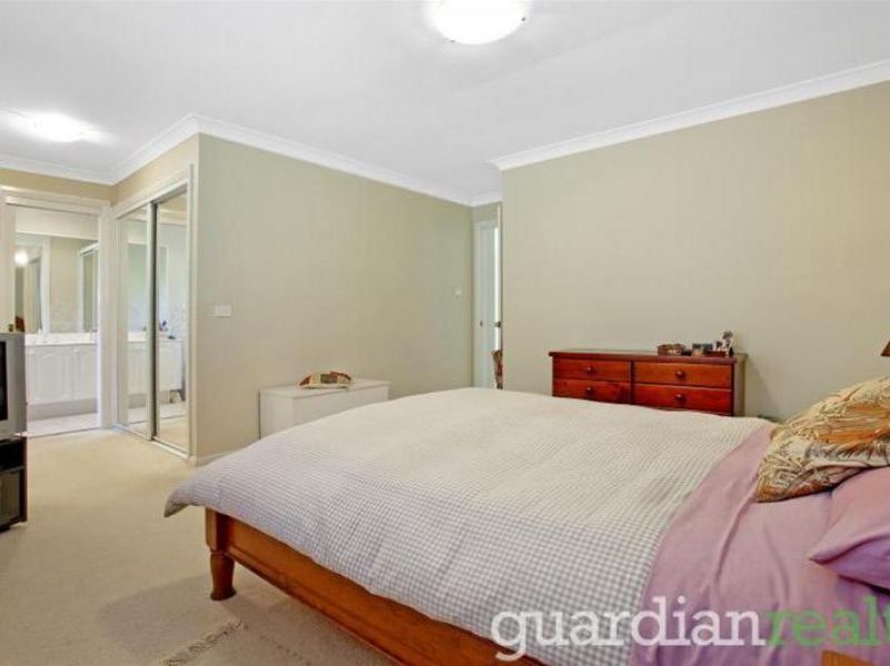10 Minnamurra Grove, Dural - Thumbnail 4