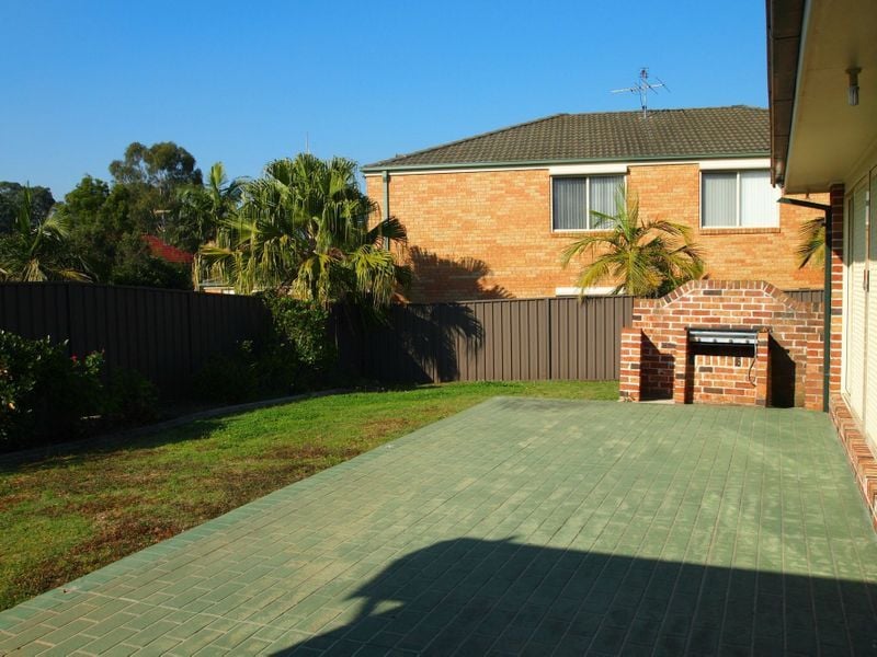 5 Beau Court, Quakers Hill
