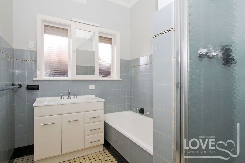 SPACIOUS FAMILY HOME IN PRIME LOCATION    *Insp Thu 7th Apr @ 4:00pm*