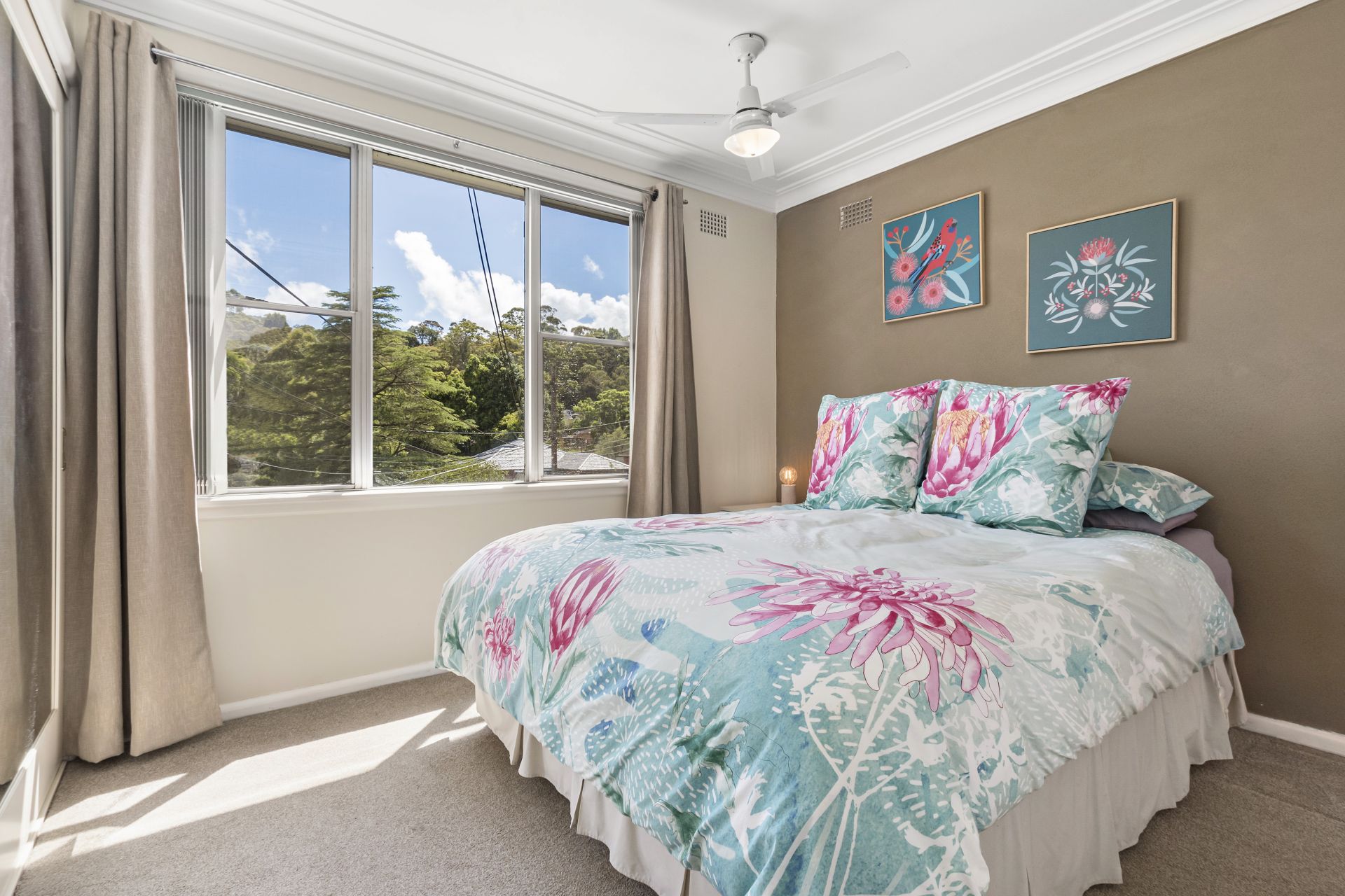 Real Estate For Sale 11 Kalang Road Mount Colah , NSW