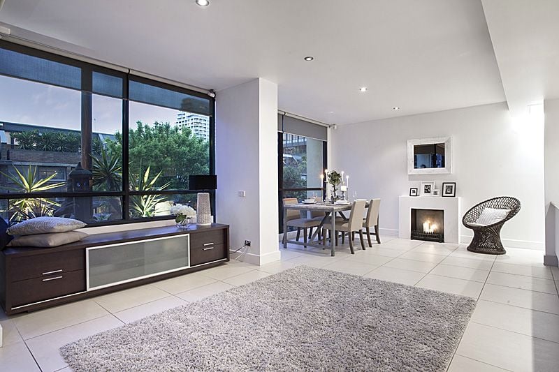 102/19 Queens Road, Melbourne - Thumbnail 3