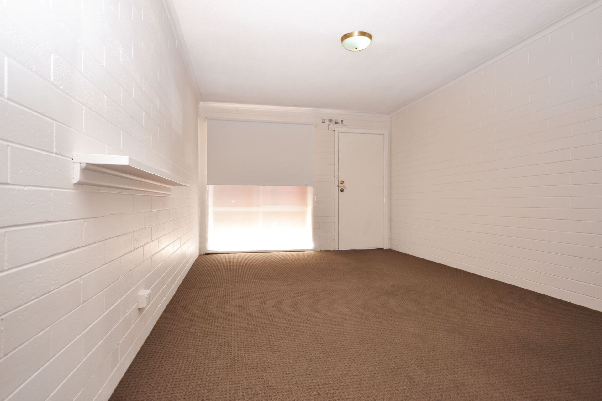 CUTE, COSY AND CONVENIENTLY LOCATED