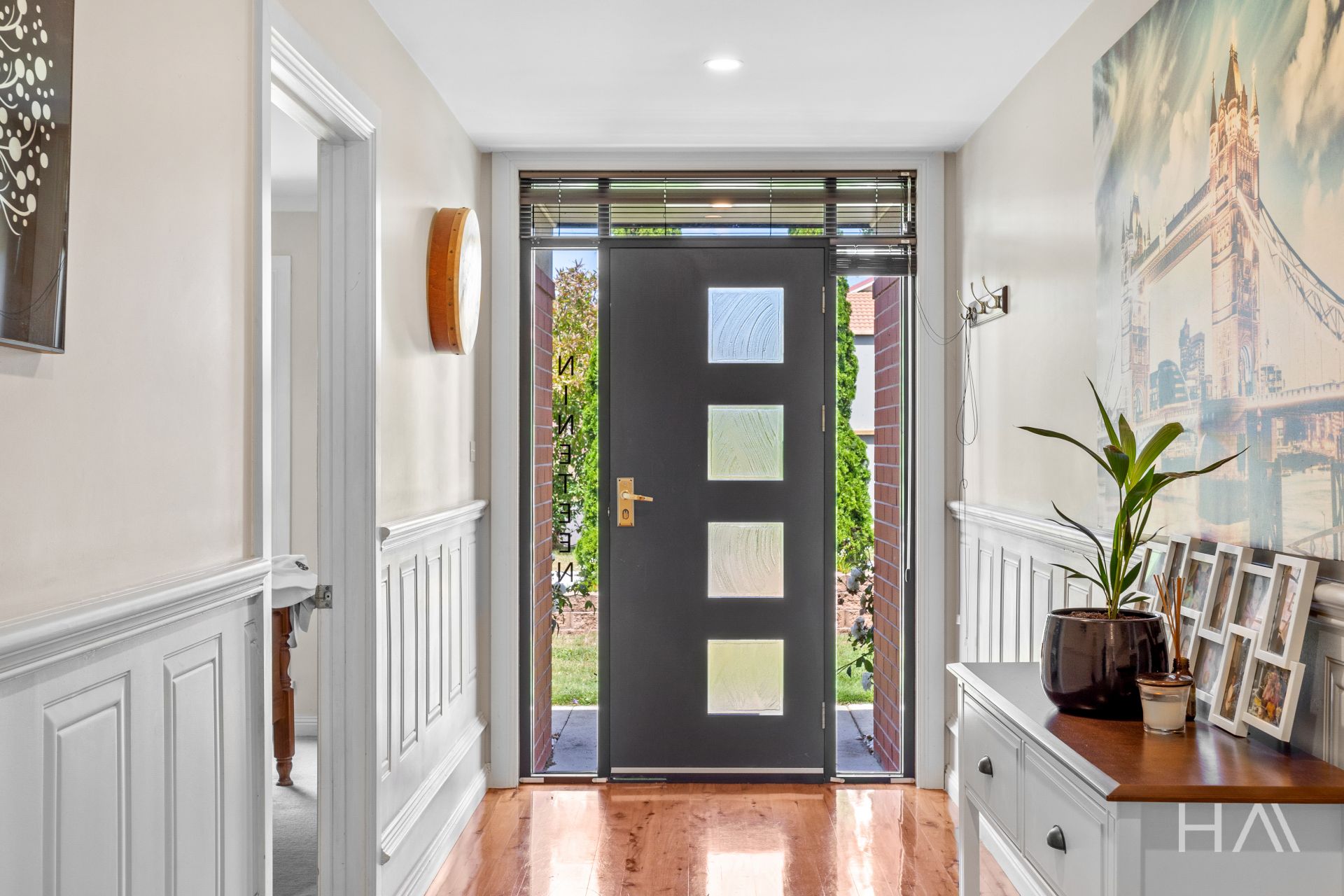 19 Trafalgar Drive Prospect Vale, Prospect Vale - Thumbnail 3
