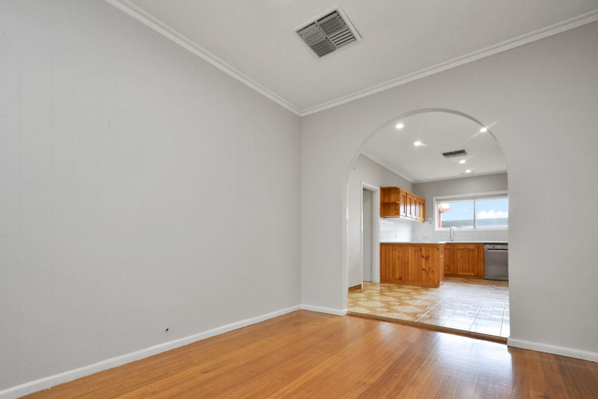 CHARMING THREE BEDROOM HOME!