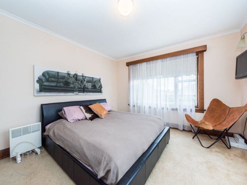 7 Riverdale Grove NEWSTEAD, Newstead - Thumbnail 7