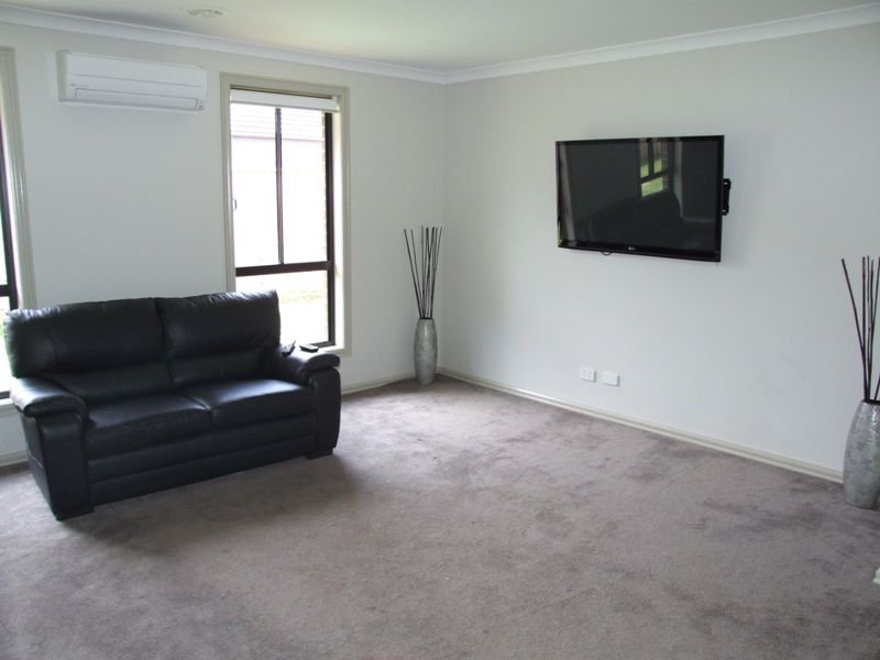 19 Burbidge Drive, Bacchus Marsh - Thumbnail 5
