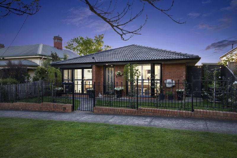 415 Drummond Street North, Lake Wendouree, Lake Wendouree, Lake Wendouree - Thumbnail 3