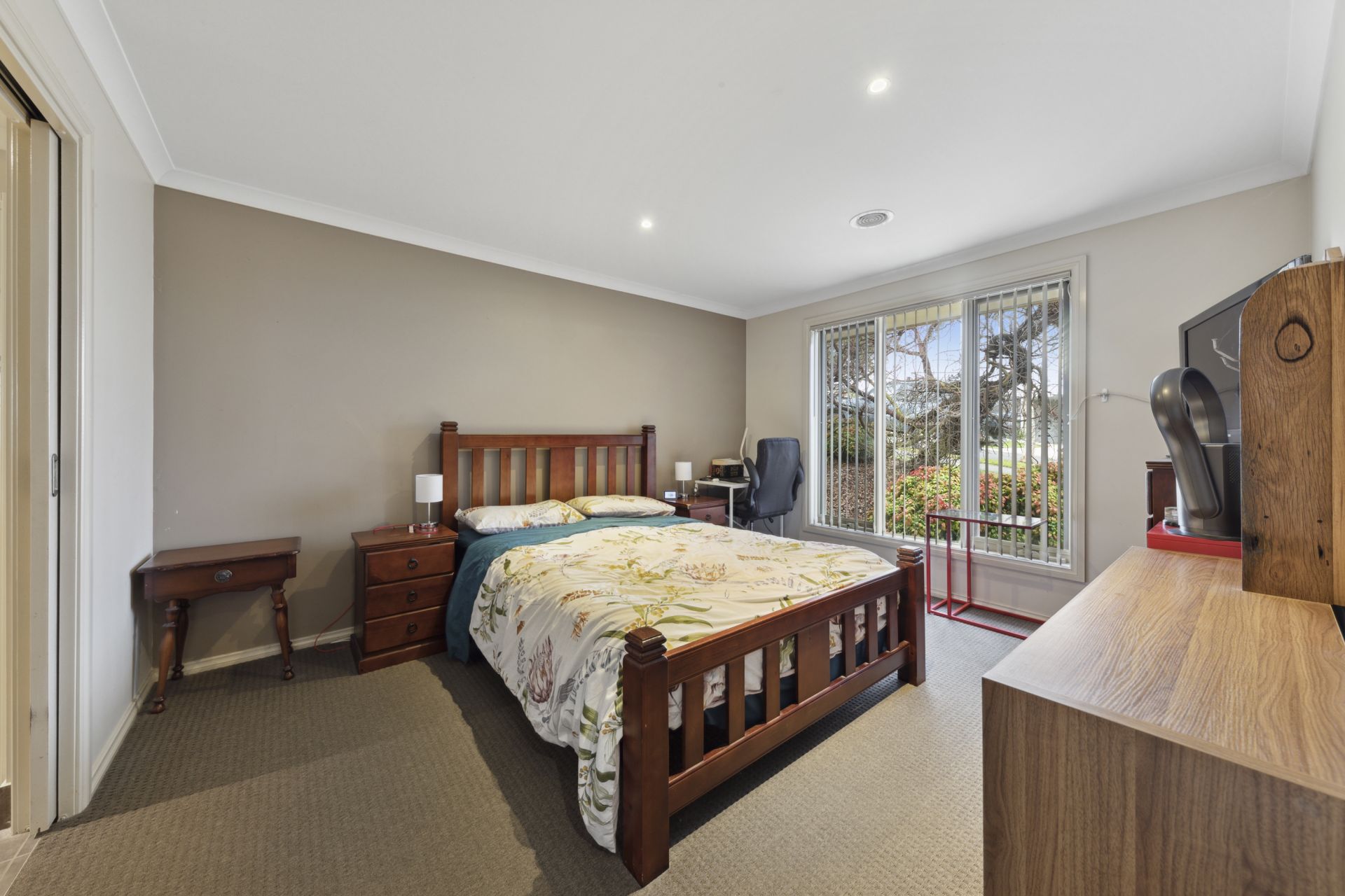 17 Ajax Street, Drouin OBrien Real Estate