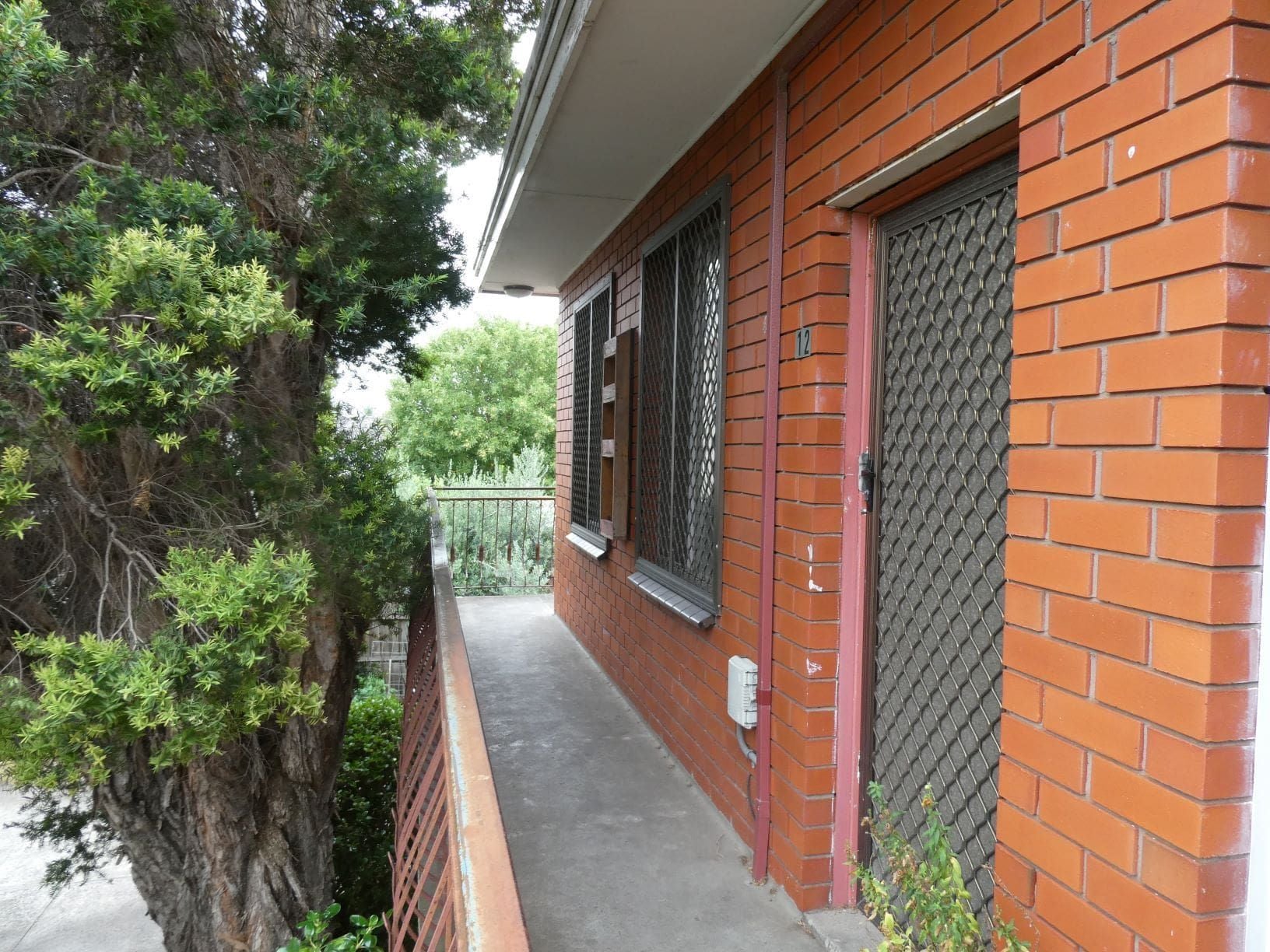 Excellent Apartment In Hidden Pocket Of Brunswick