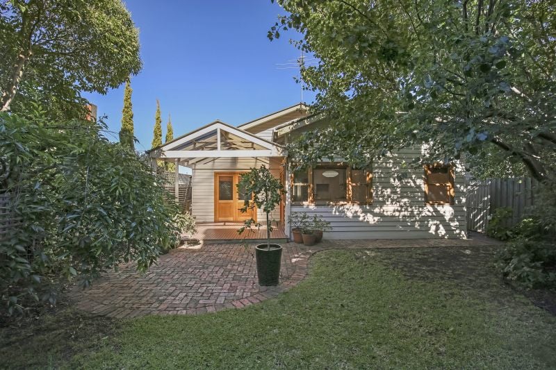 14 Lincoln Street, Brunswick East