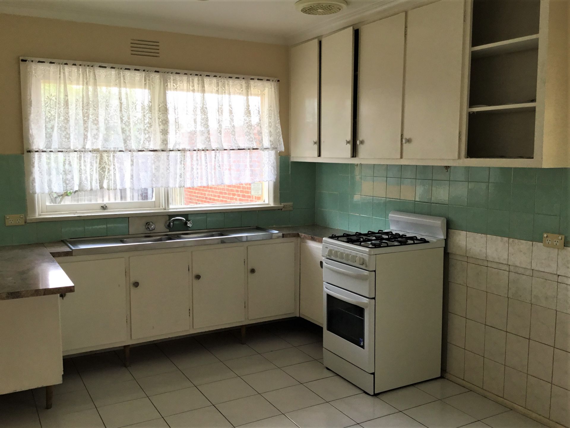 Spacious Home In Ideal Location