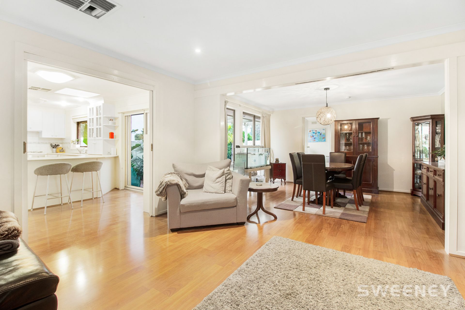 42 Simmons Drive, Seaholme - Thumbnail 3