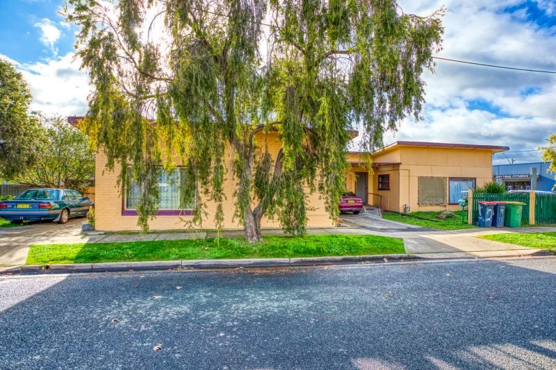 1 4/2 Alemein Court, North Albury Wodonga Real Estate