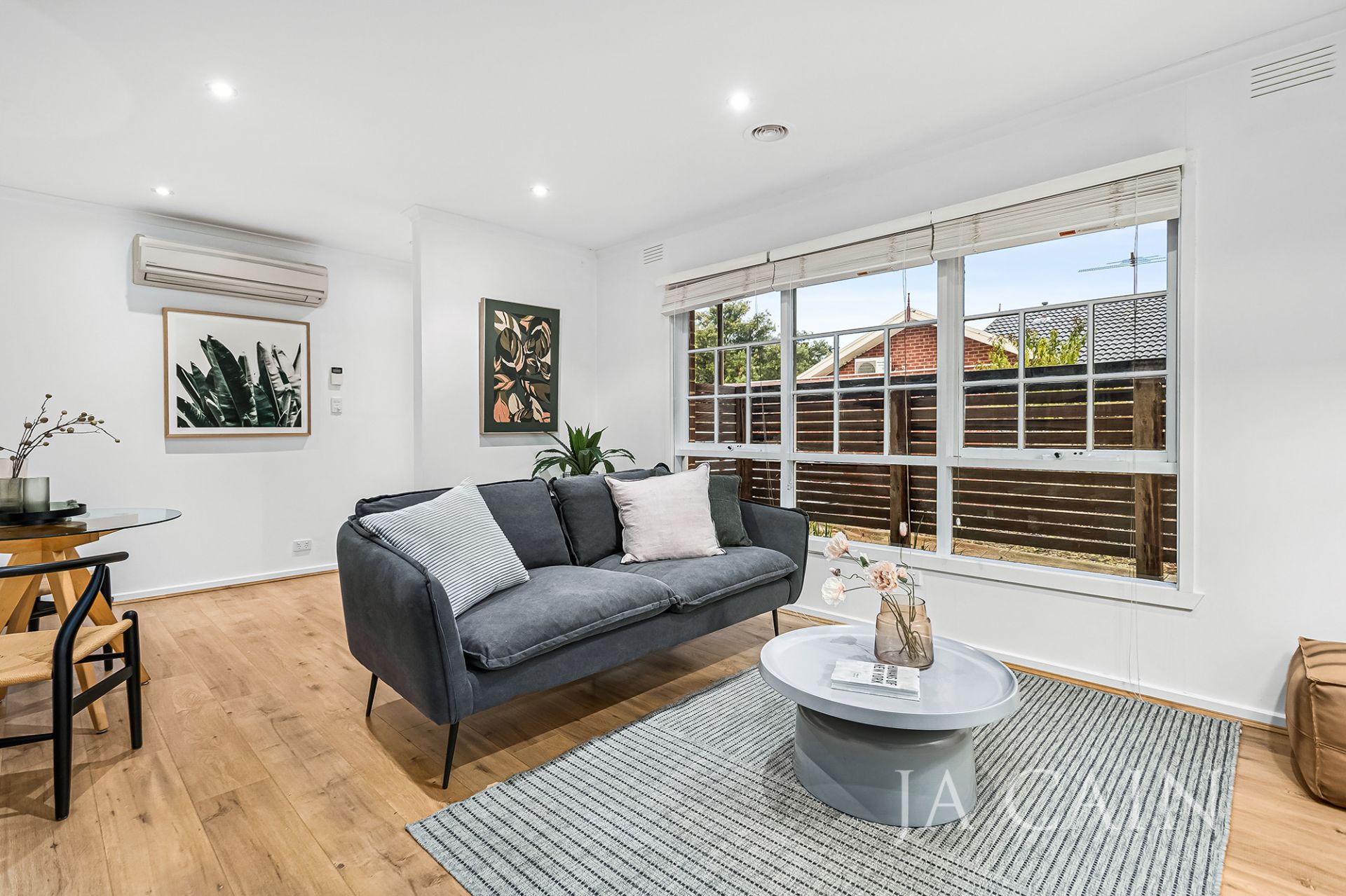 1/15 Maverston Street, Glen Iris J A CAIN Real Estate