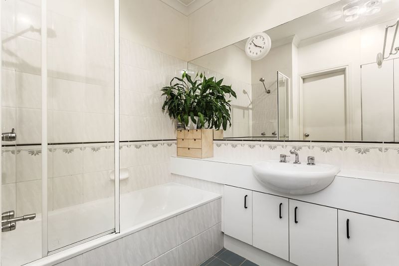 72 Wiltshire Drive, Kew - Thumbnail 6