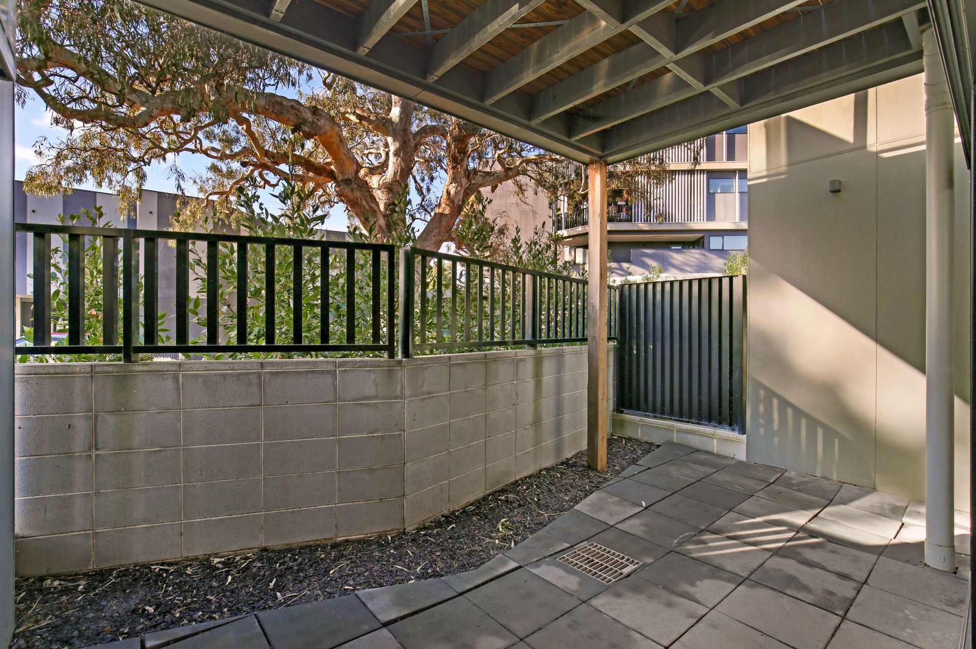Terrific & Tantalising Townhouse