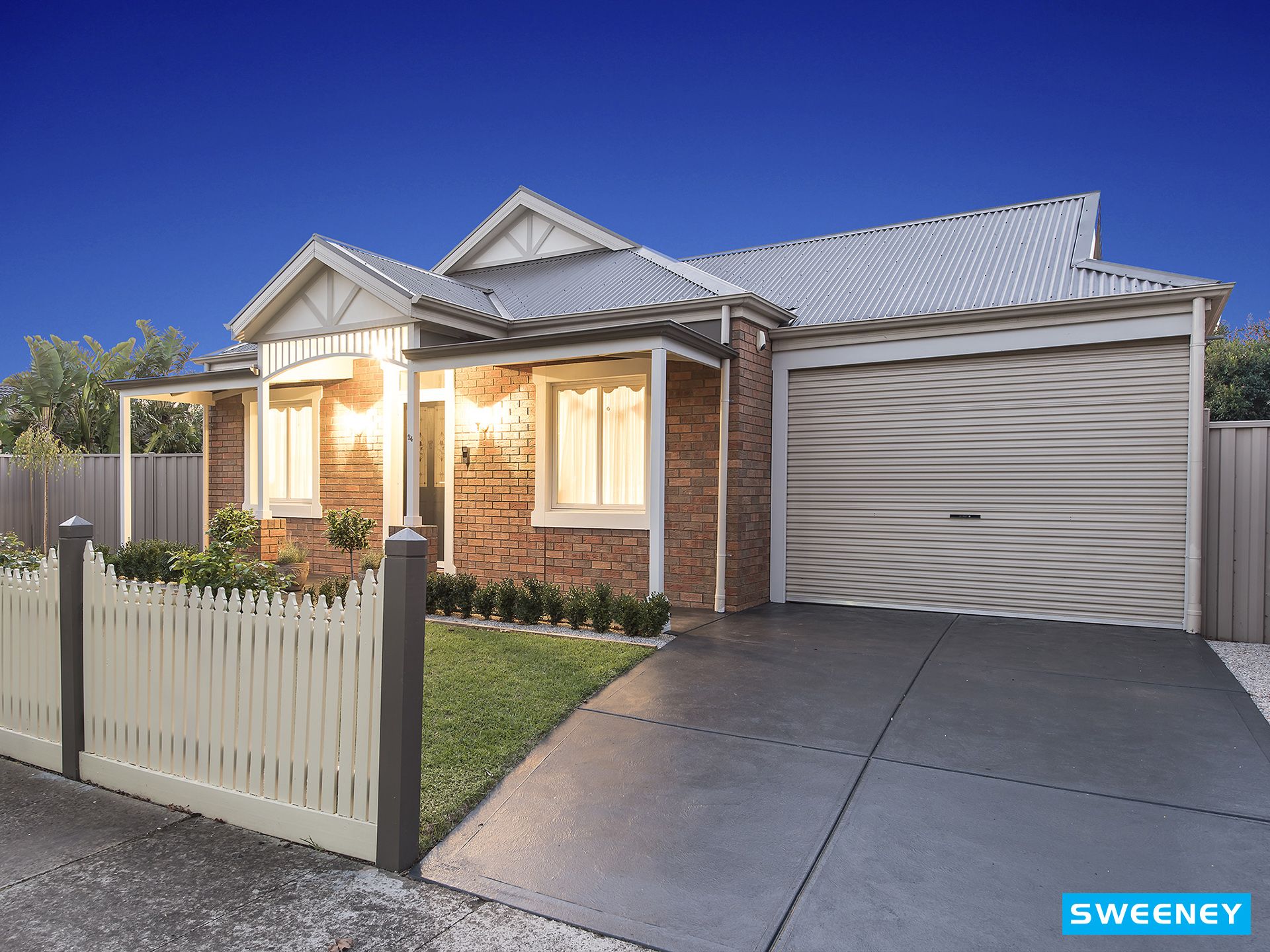 24 Cobaw Circuit, Caroline Springs - Thumbnail 4