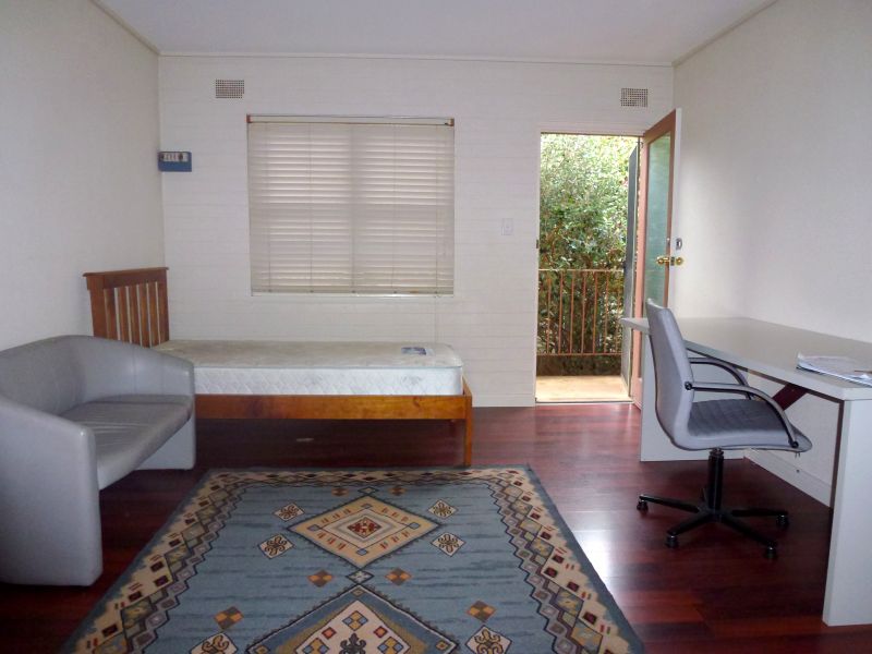 8/10 Swallow Street, Preston