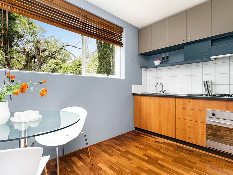 8/18 Burns Street, Elwood - Thumbnail 5