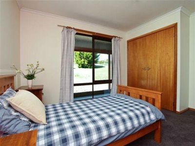 16 Winifred Avenue, ACACIA HILLS, Acacia Hills - Thumbnail 8