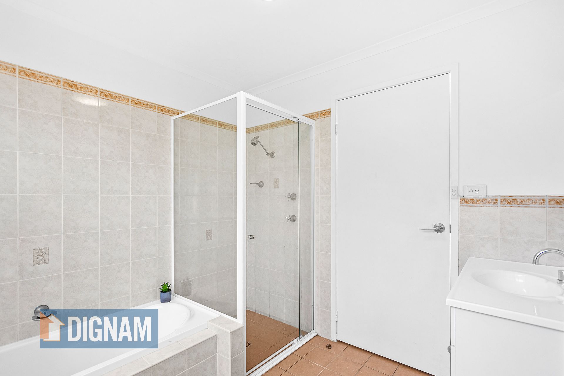 15 Pat Geraghty Place, Woonona NSW