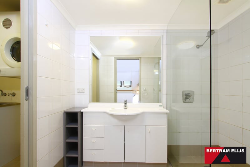 54/18 Captain Cook Crescent, Griffith - Thumbnail 8