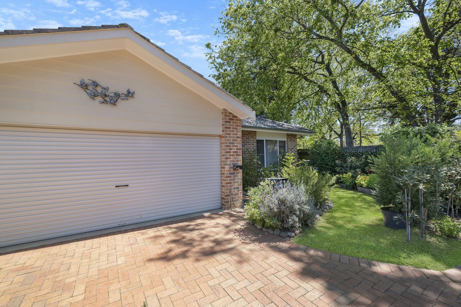59 John Tebbutt Place, Richmond - Thumbnail 2