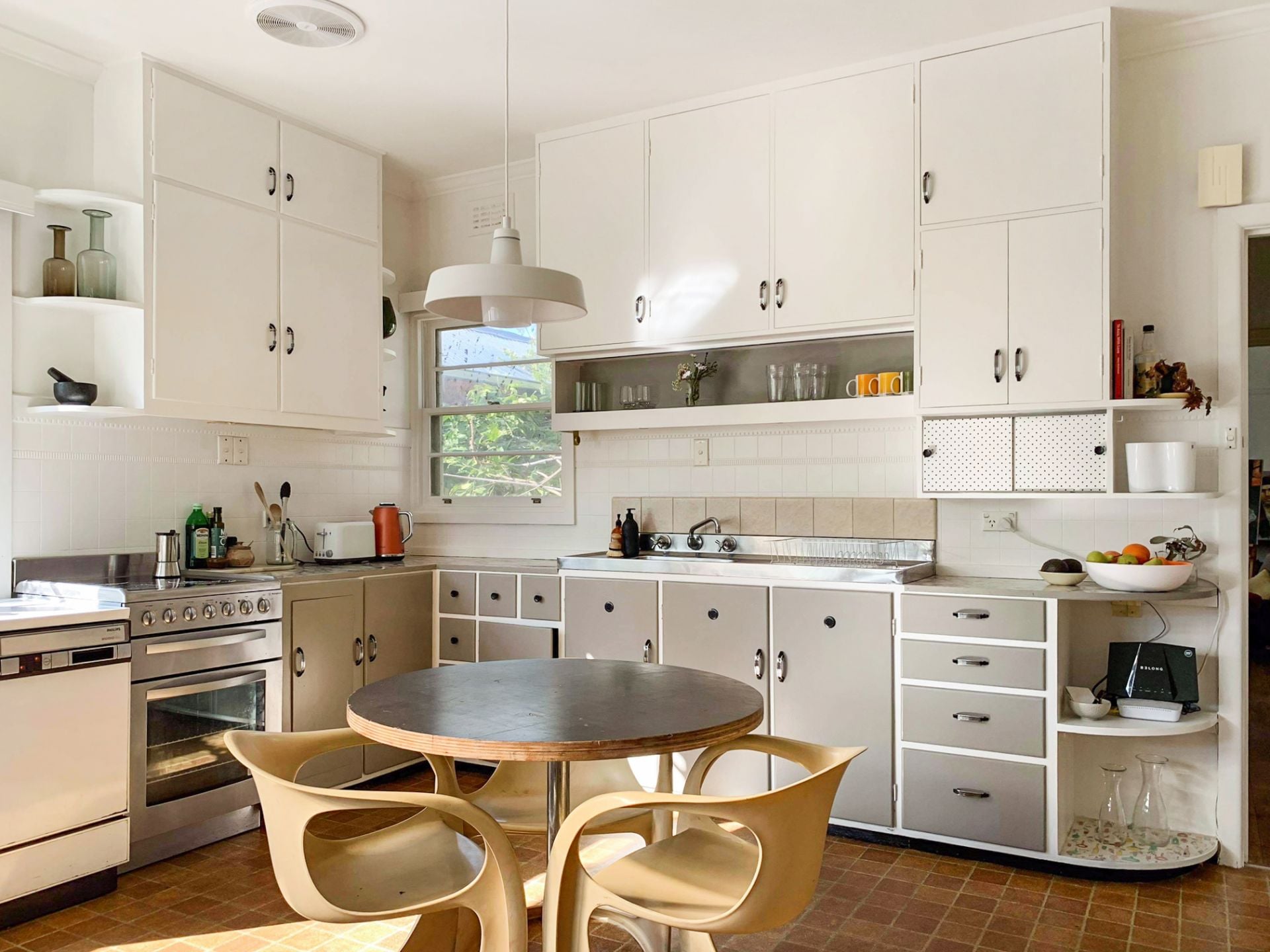Utterly Enchanting, Mid Century Appeal