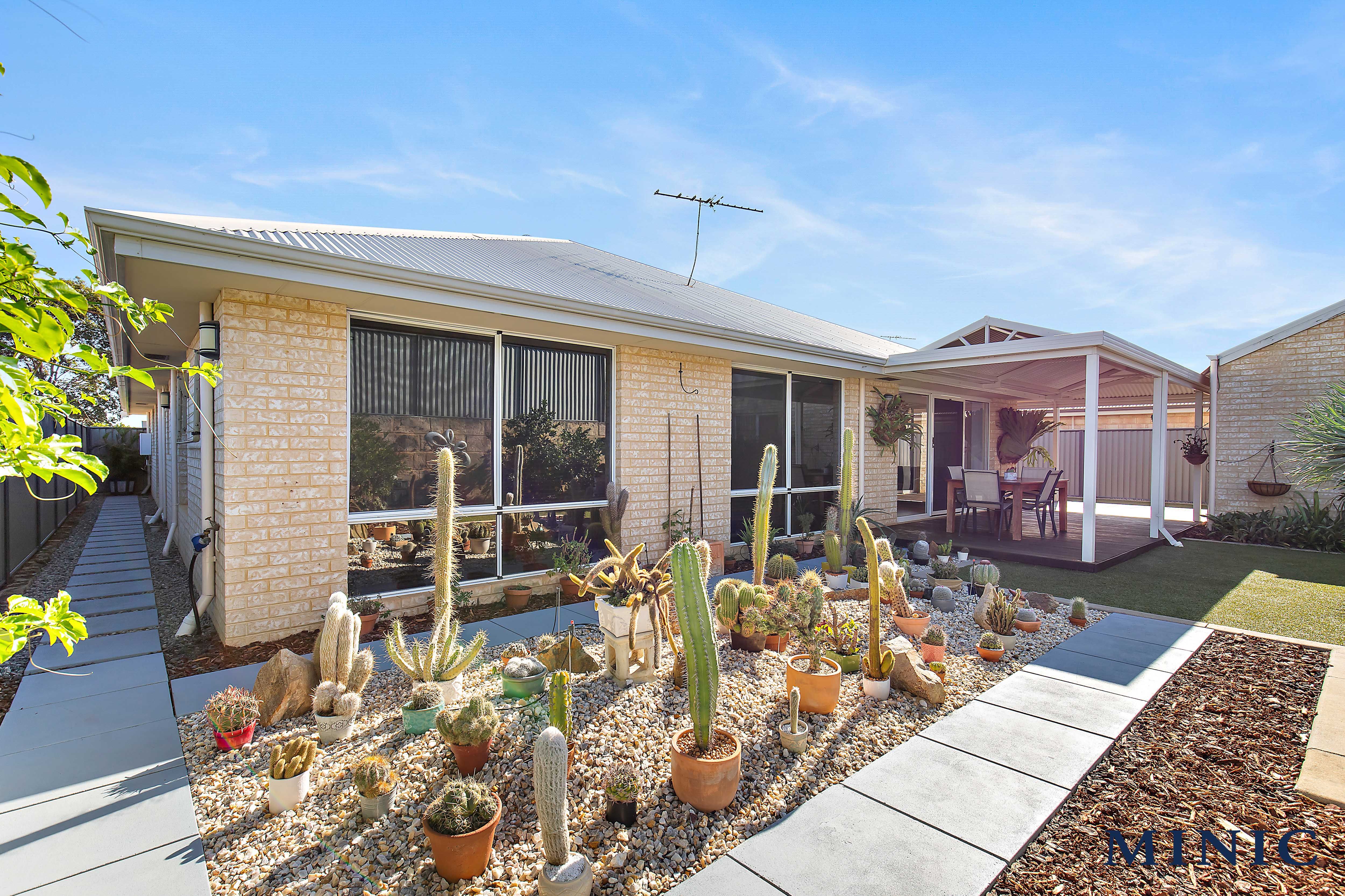 15 Burgess Drive, Byford