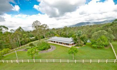 Charming Colonial Homestead on 5.3 acres in Prime Samford Location