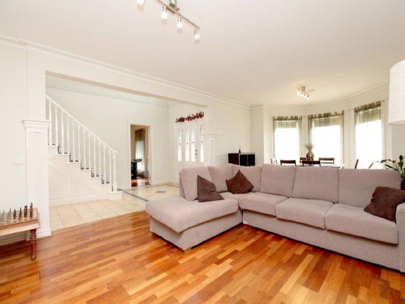 14 Stockton Drive, Cairnlea - Thumbnail 4