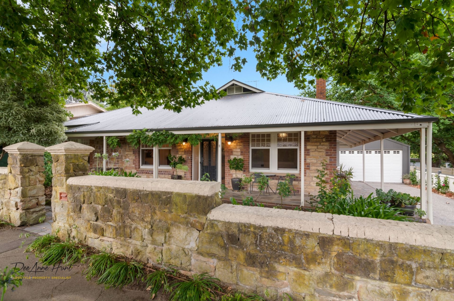 5 Hutchinson Street, Mount Barker Williams Real Estate