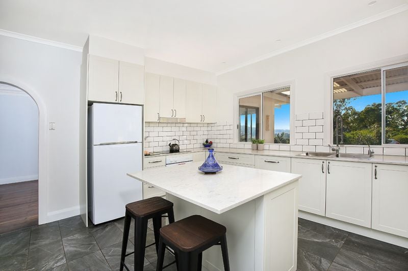2 Woodchester Close Rosemount QLD, Rosemount - Thumbnail 3
