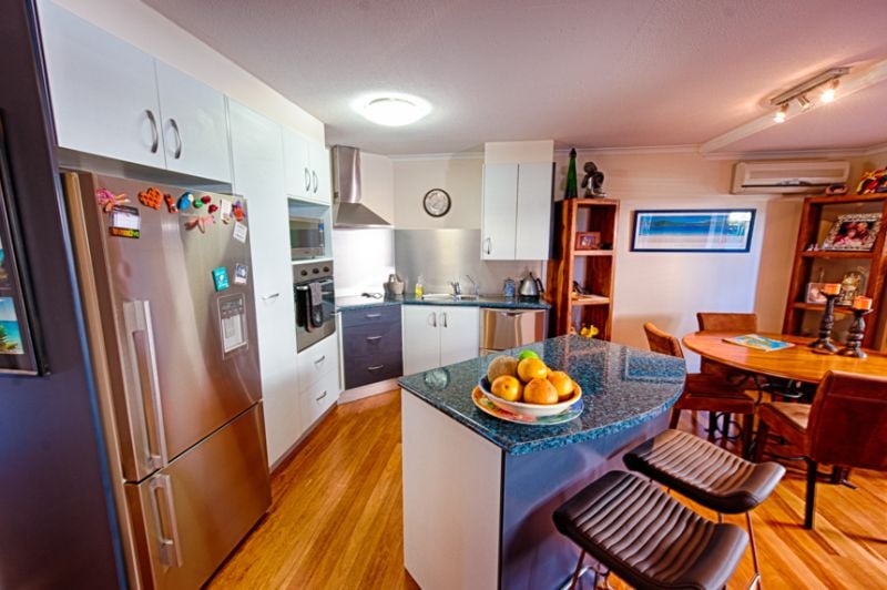 2/4 Kalinda Avenue Mooloolaba QLD, Mooloolaba - Thumbnail 2