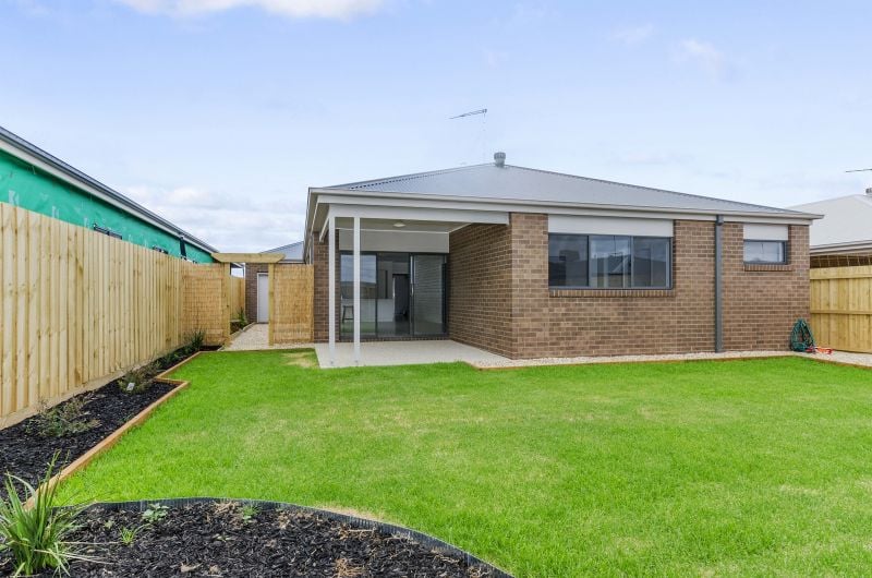 11 Tyro Street Ocean Grove VIC, Ocean Grove - Thumbnail 6