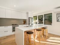 14 Morris Court, Frankston VIC