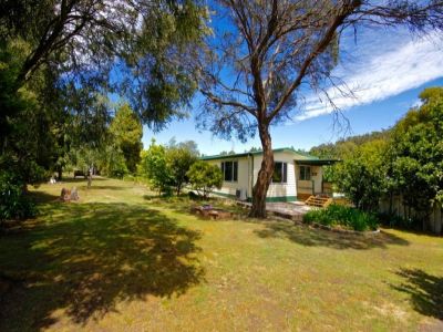 2 Winifred Avenue, ACACIA HILLS, Acacia Hills - Thumbnail 4
