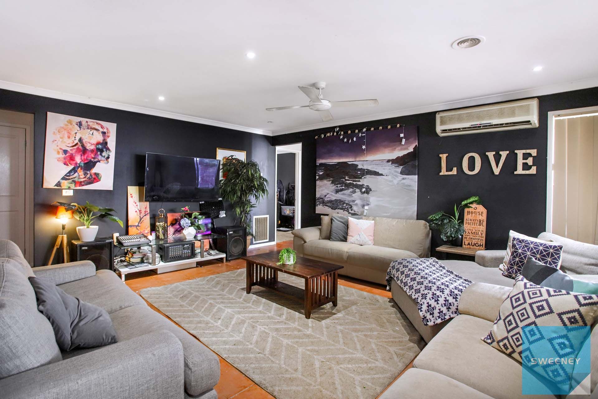 15 Pro Hart Way, Caroline Springs - Thumbnail 5