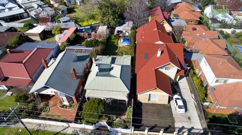 11 Geelong Road, Footscray - Thumbnail 3