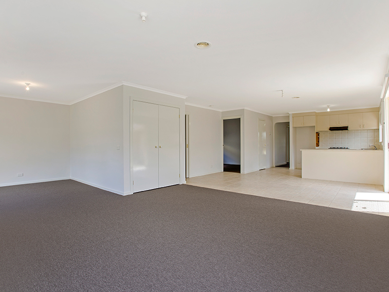 6 James Austin Way, Seabrook - Thumbnail 8