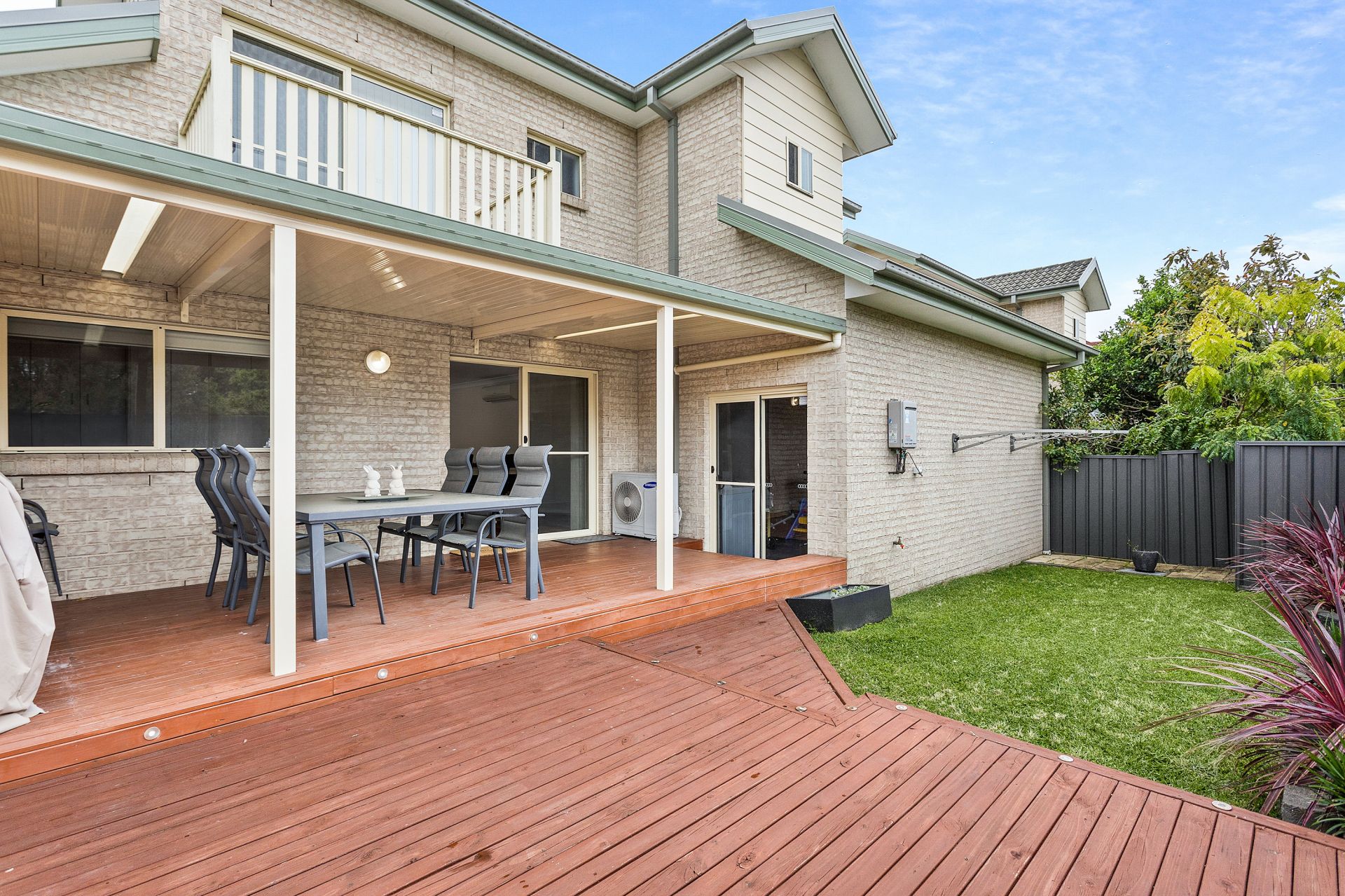 Real Estate For Sale 1/4 Forest Grove Drive Kanahooka , NSW