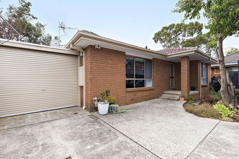 2/10 Sylvester Grove, Preston