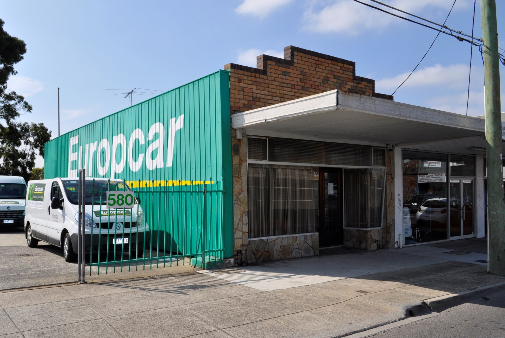 HIGH PROFILE SHOP/OFFICE
